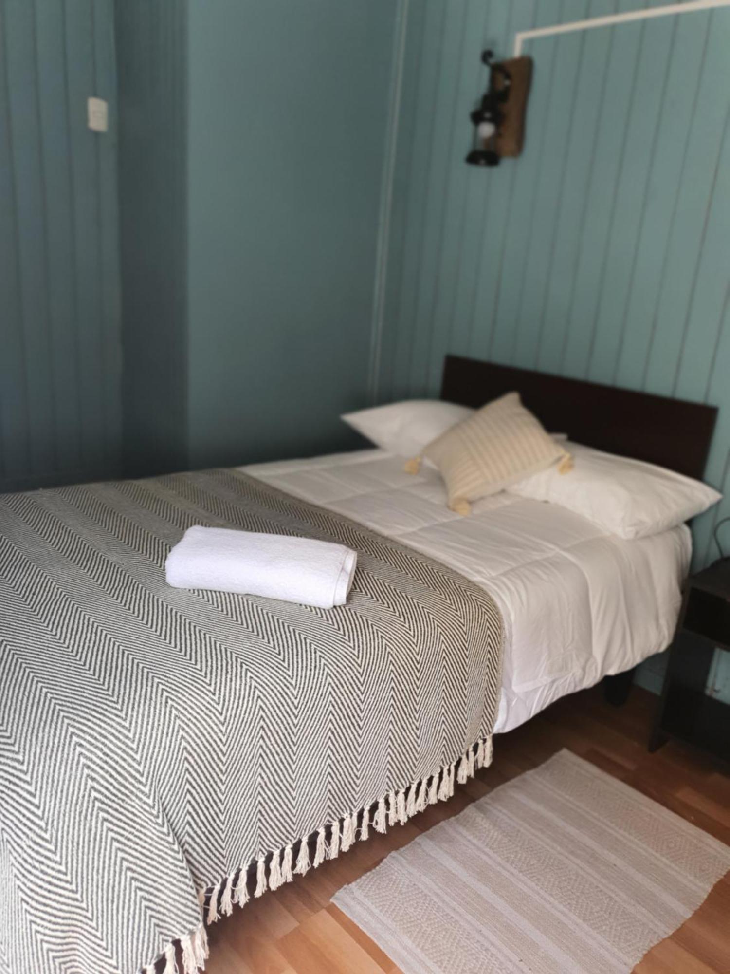 Hostal El Baltico Castro Extérieur photo
